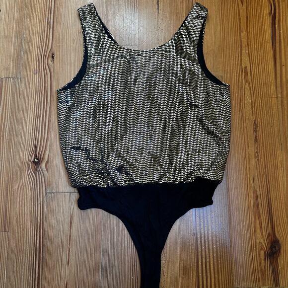 Dee Elly gold sequin plunge neckline tank bodysuit SIZE S - Picture 5 of 5